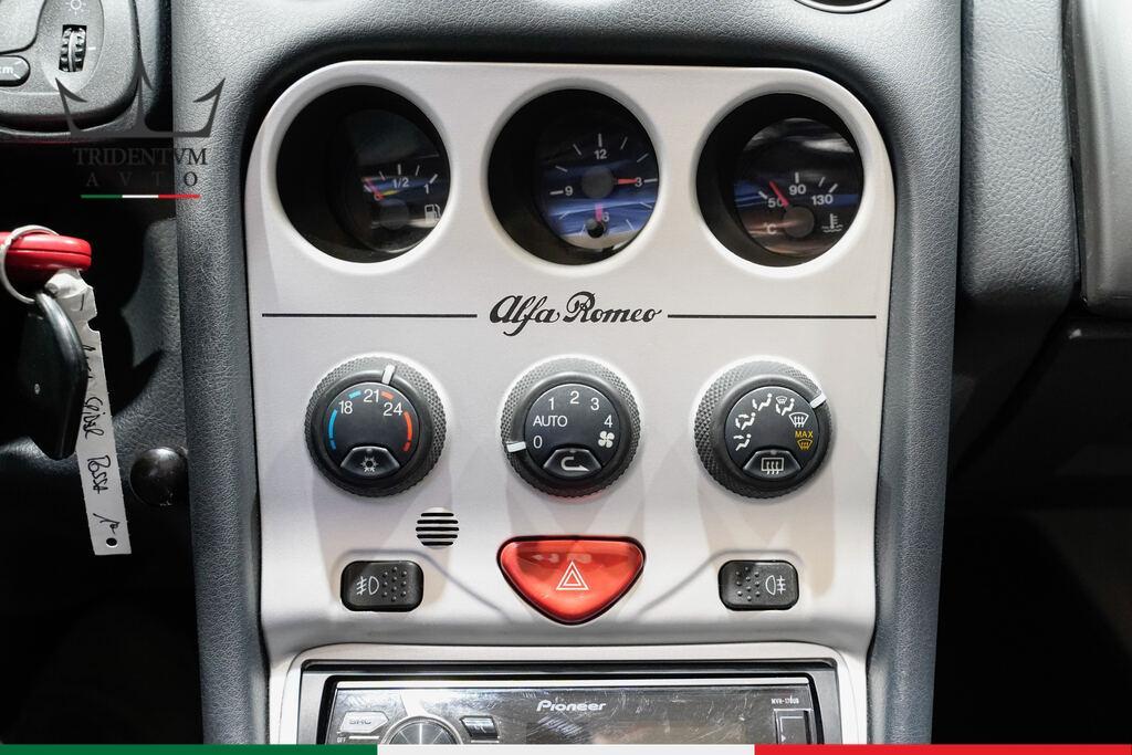 Alfa Romeo Spider 3.0 V6 24v L