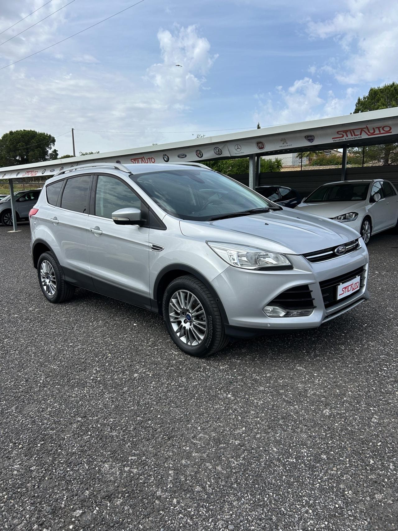 Ford Kuga 2.0 TDCI 140 CV 4WD Titanium