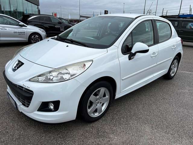 Peugeot 207 1.4 HDi 70CV 5p. Sweet Years