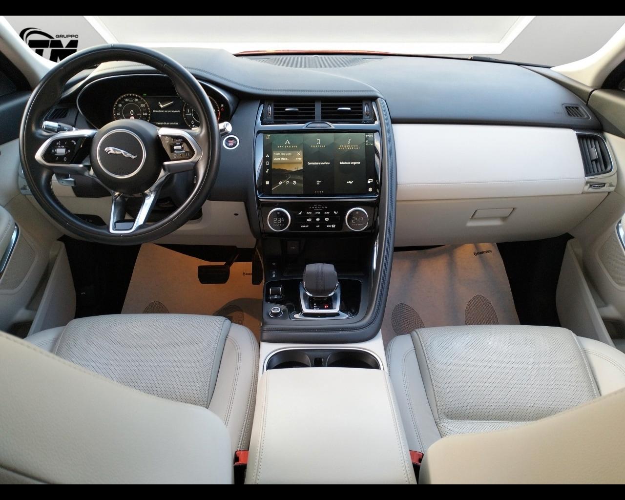 JAGUAR E-Pace (X540) E-Pace 2.0D I4 204 C...