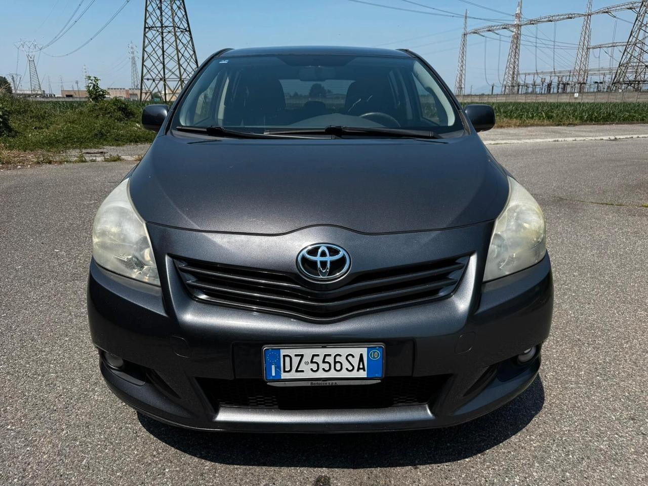 Toyota Verso 1.6 Sol Euro 4 - 2010 - 183.000 km