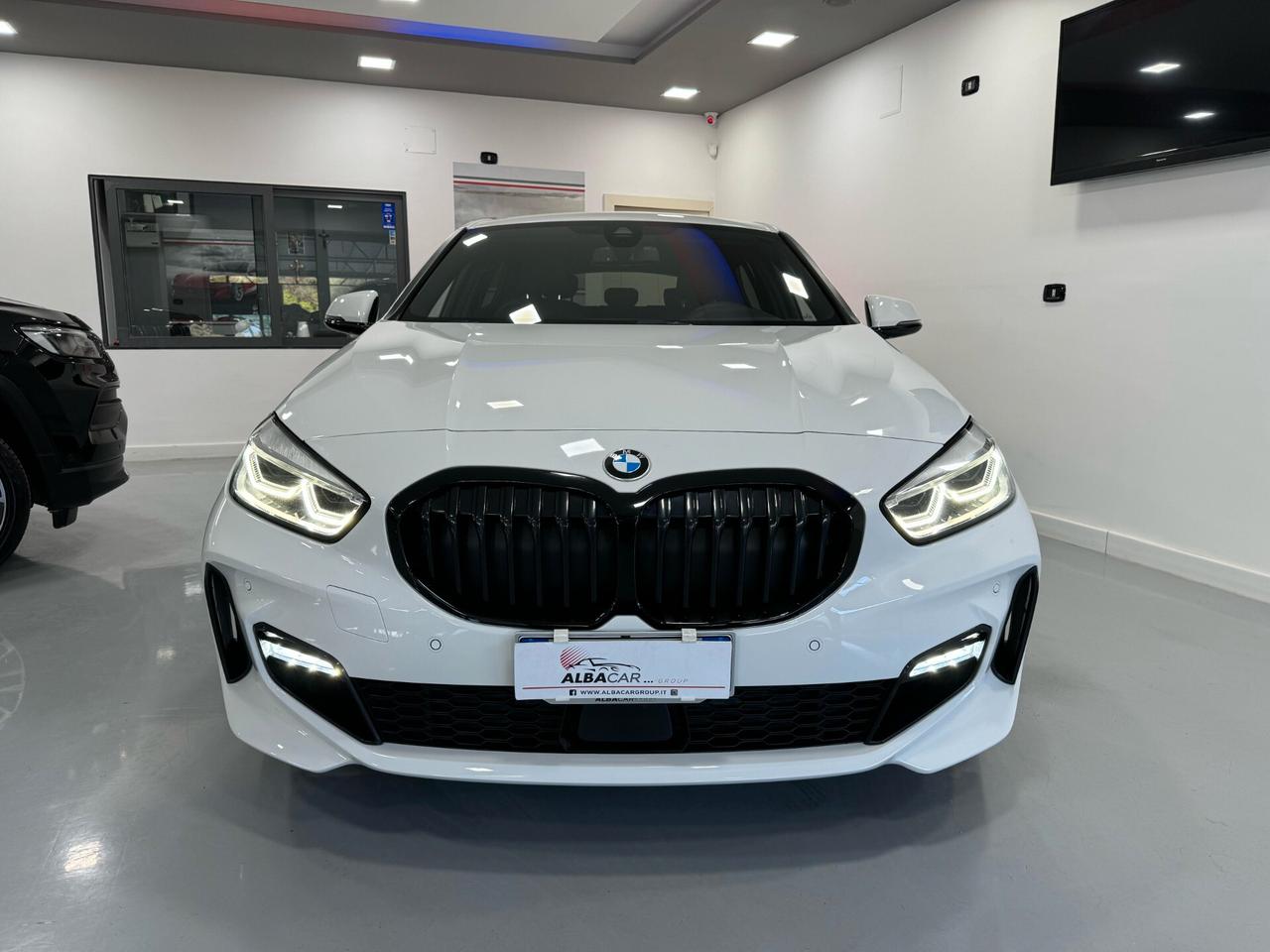 Bmw 116 116d 5p. Msport
