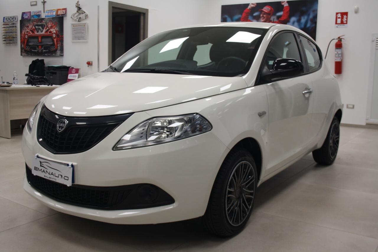 LANCIA YPSILON 1.0 HYBRID 70CV SILVER *2023