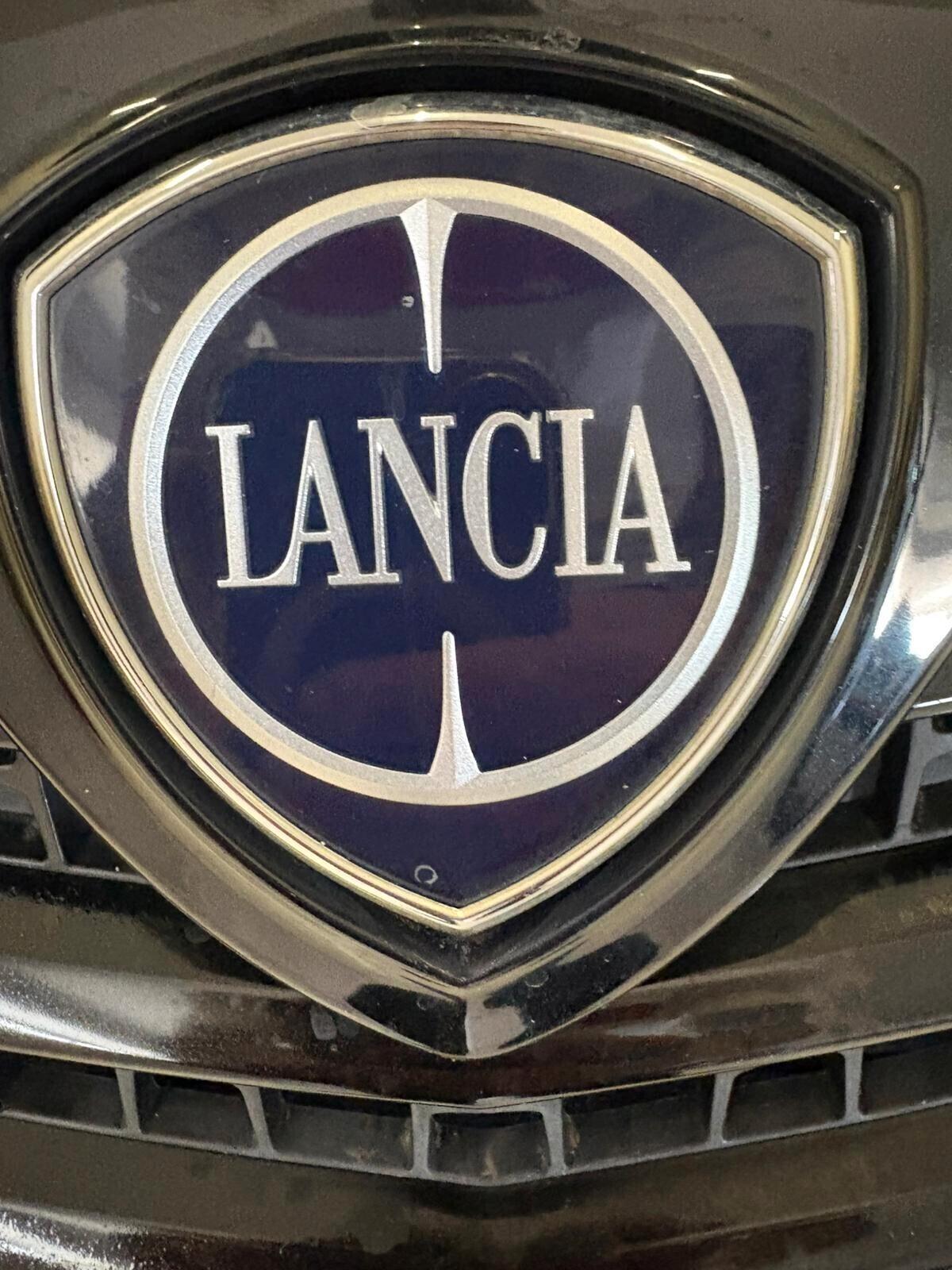 Lancia Ypsilon 1.2 69 CV 5 porte GPL Ecochic Gold