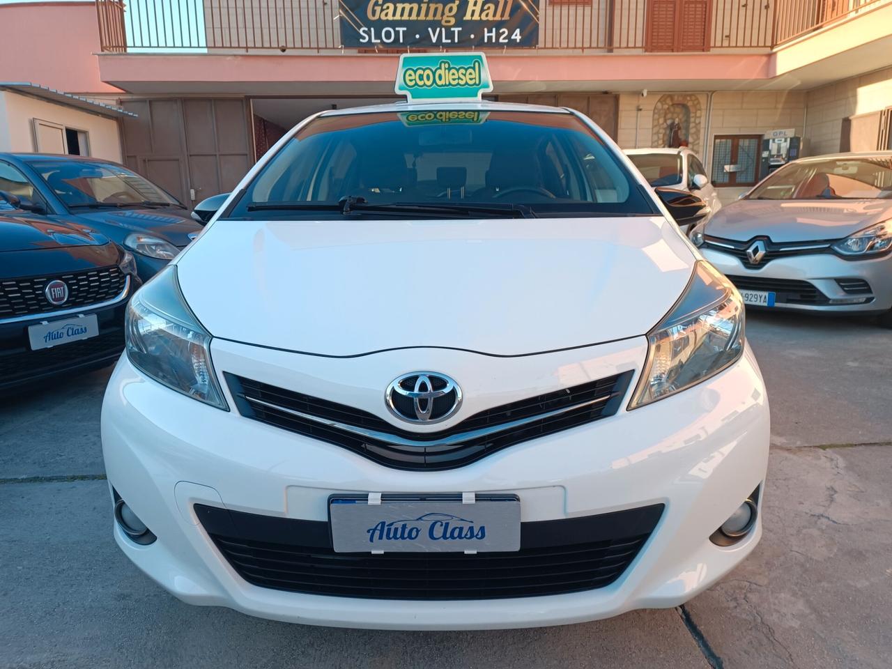 Toyota Yaris 1.4 D-4D 5 porte Active M-MT