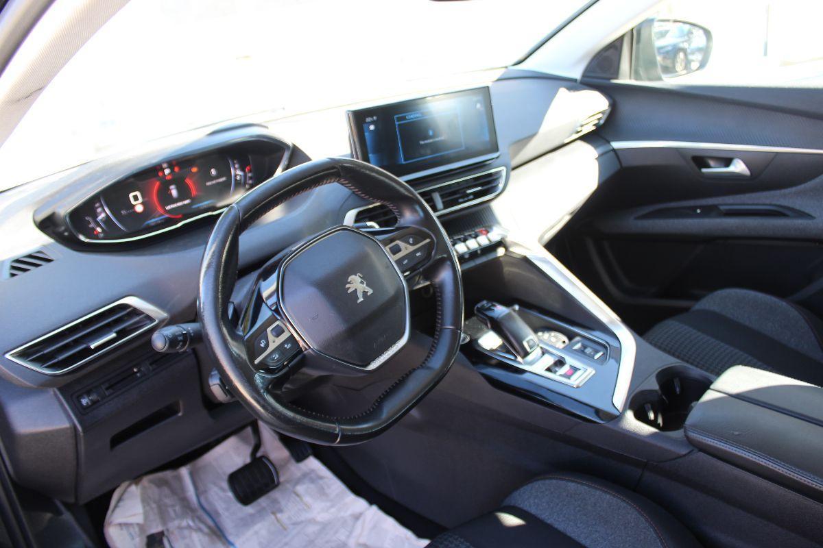 PEUGEOT - 3008 - BlueHDi 130 S&S Allure