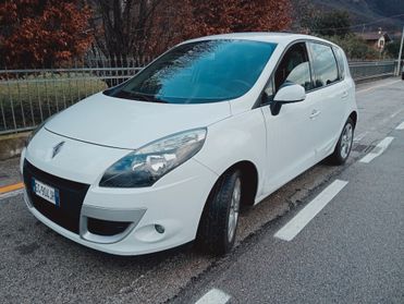 Renault Scenic Scénic X-Mod 1.5 dCi 110CV Dynamique