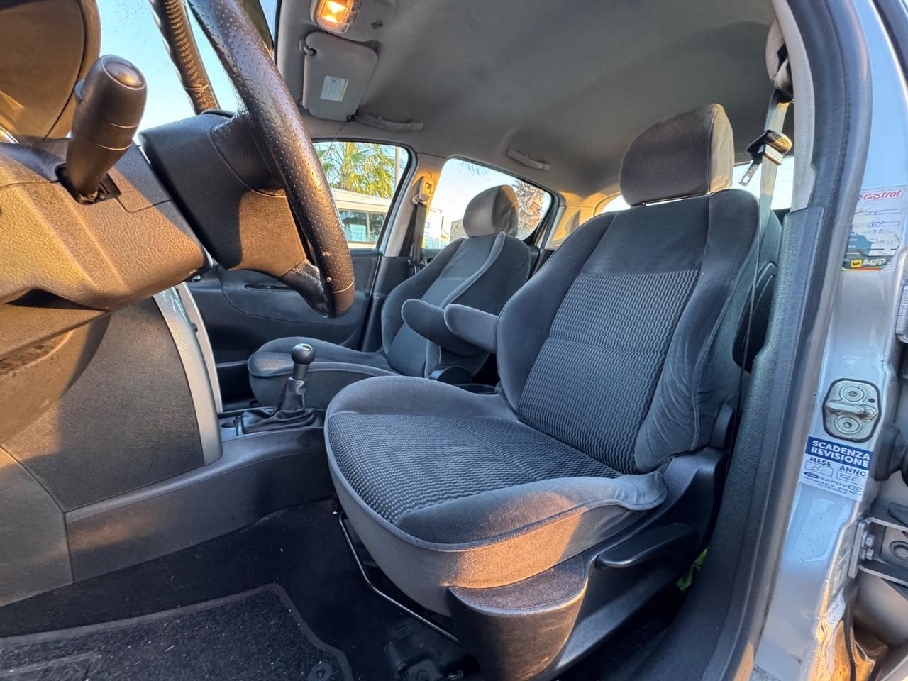 PEUGEOT 207 1.4 HDI NEO PATENTATI 1 PRO 12 MESI DI GARANZIA