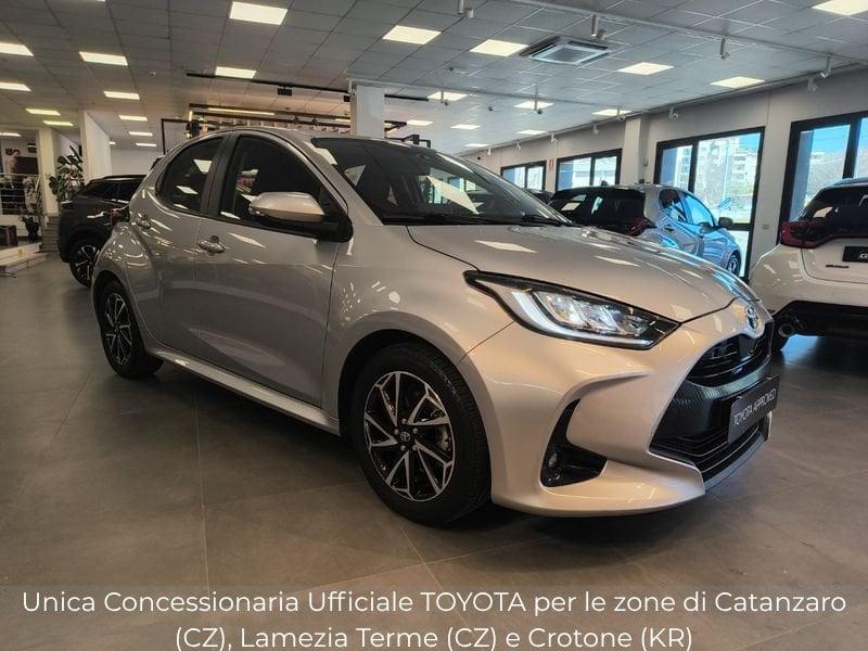 Toyota Yaris Hybrid Trend MY22