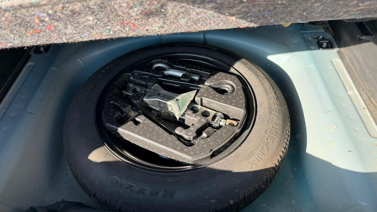 Suzuki Vitara 1.6 DDiS 4WD AllGrip V-Top bicolor turchese/tetto nero