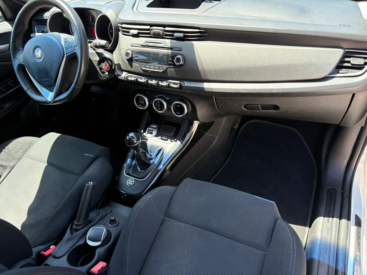 Alfa Romeo Giulietta 1.6 JTDm-2 105 CV Distinctive