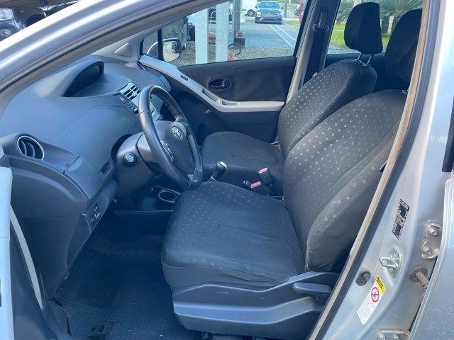 TOYOTA Yaris 1.0 5 porte Sol