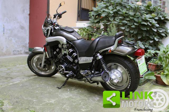 YAMAHA V-Max 1200 102 CV Power Cruiser