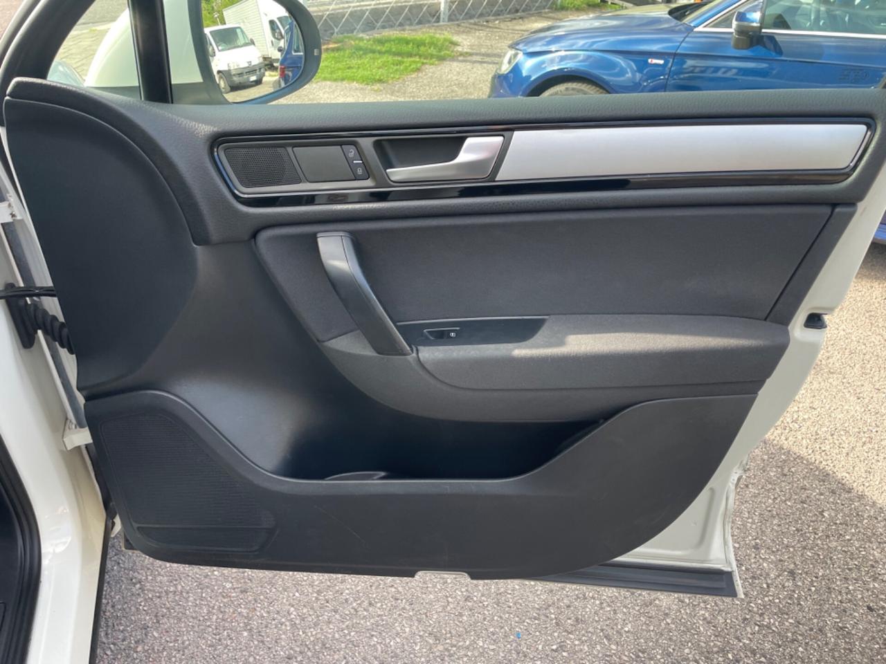 Volkswagen Touareg 3.0 TDi