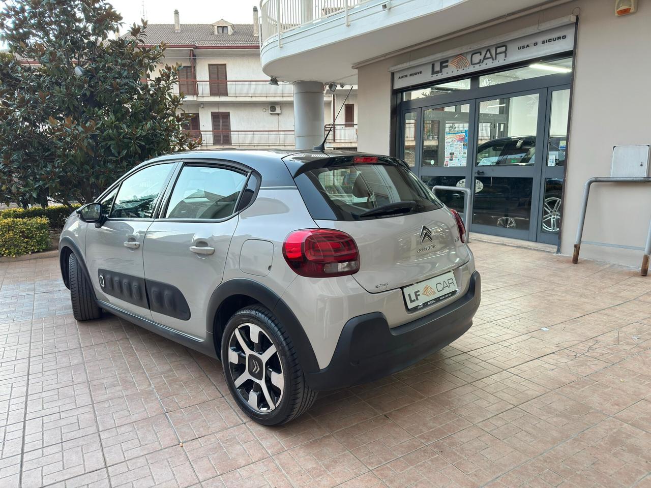 Citroen C3 1.2 PureTech 82 cv Shine