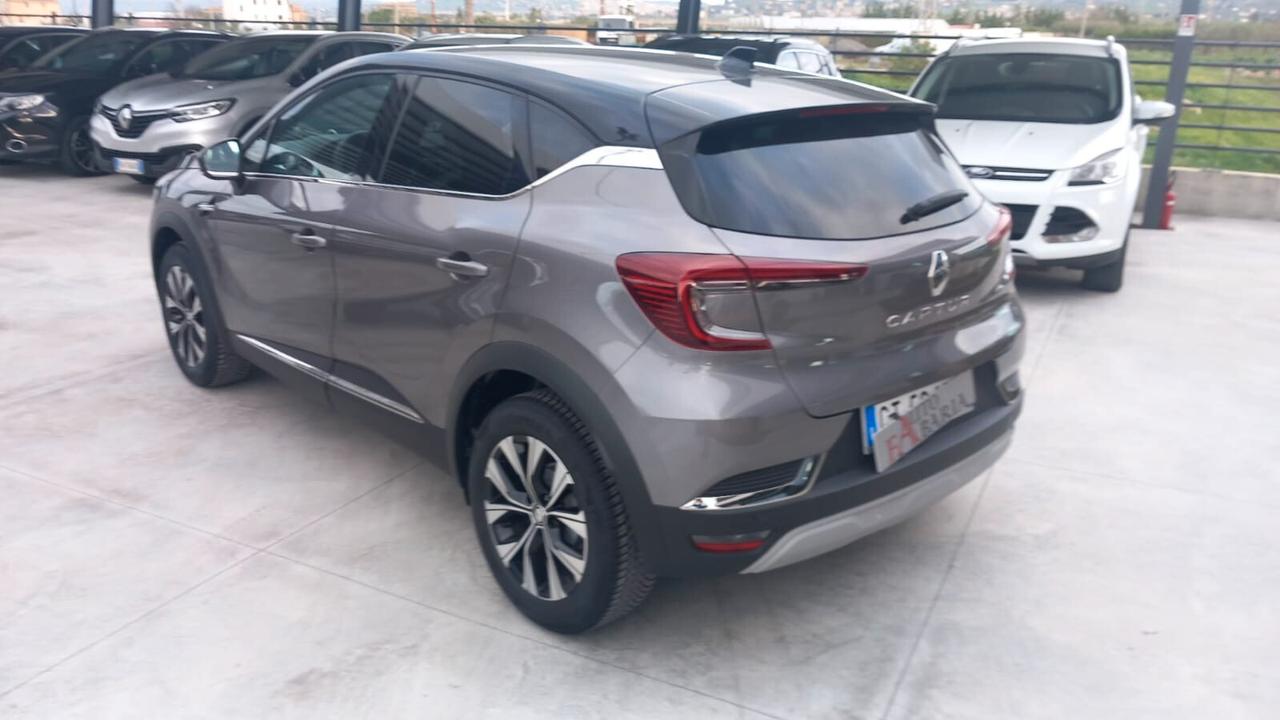 Renault Captur TCe 12V 90 CV Techno