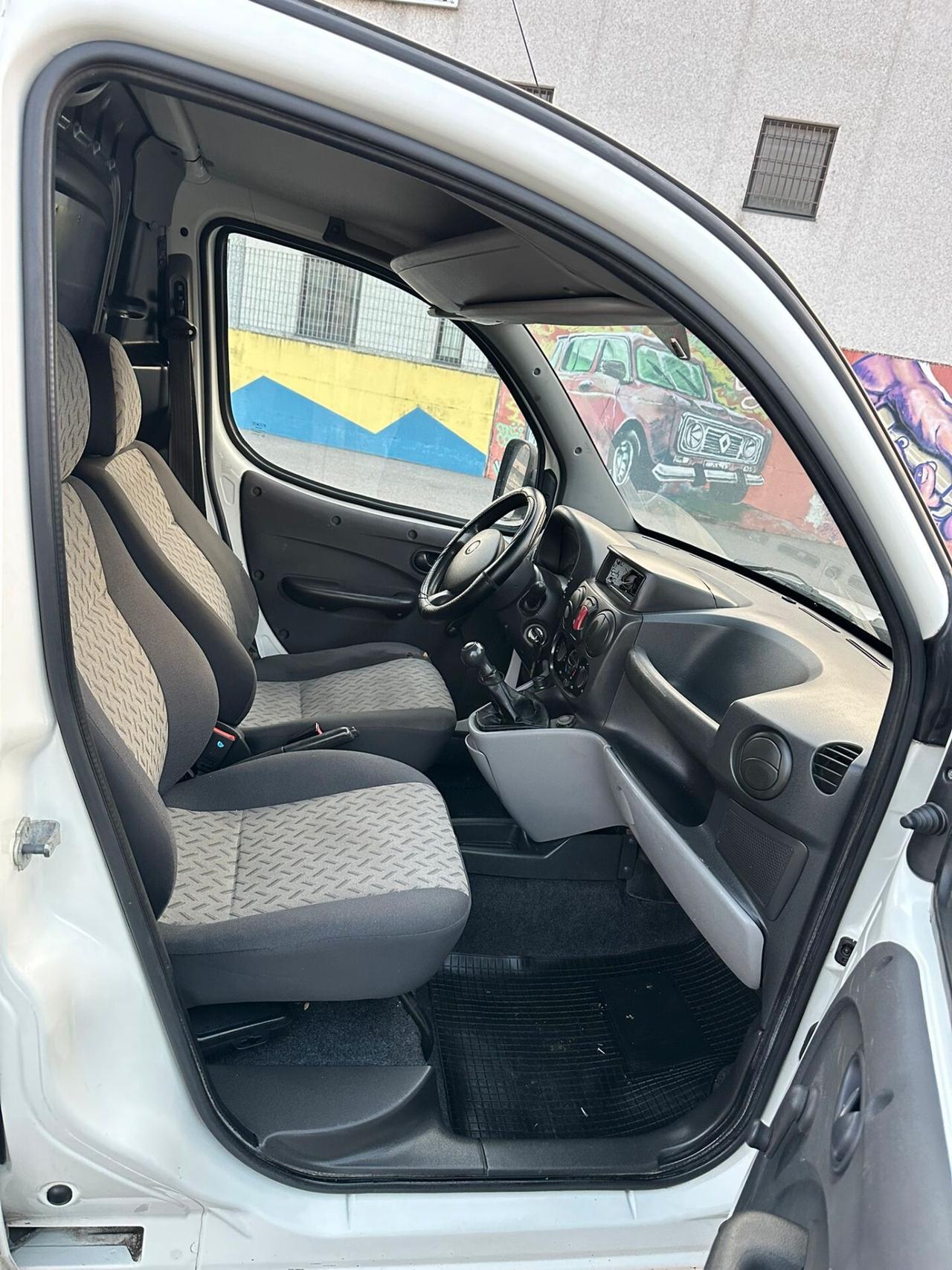 FIAT DOBLO' con 230.000km SUPER PREZZO!