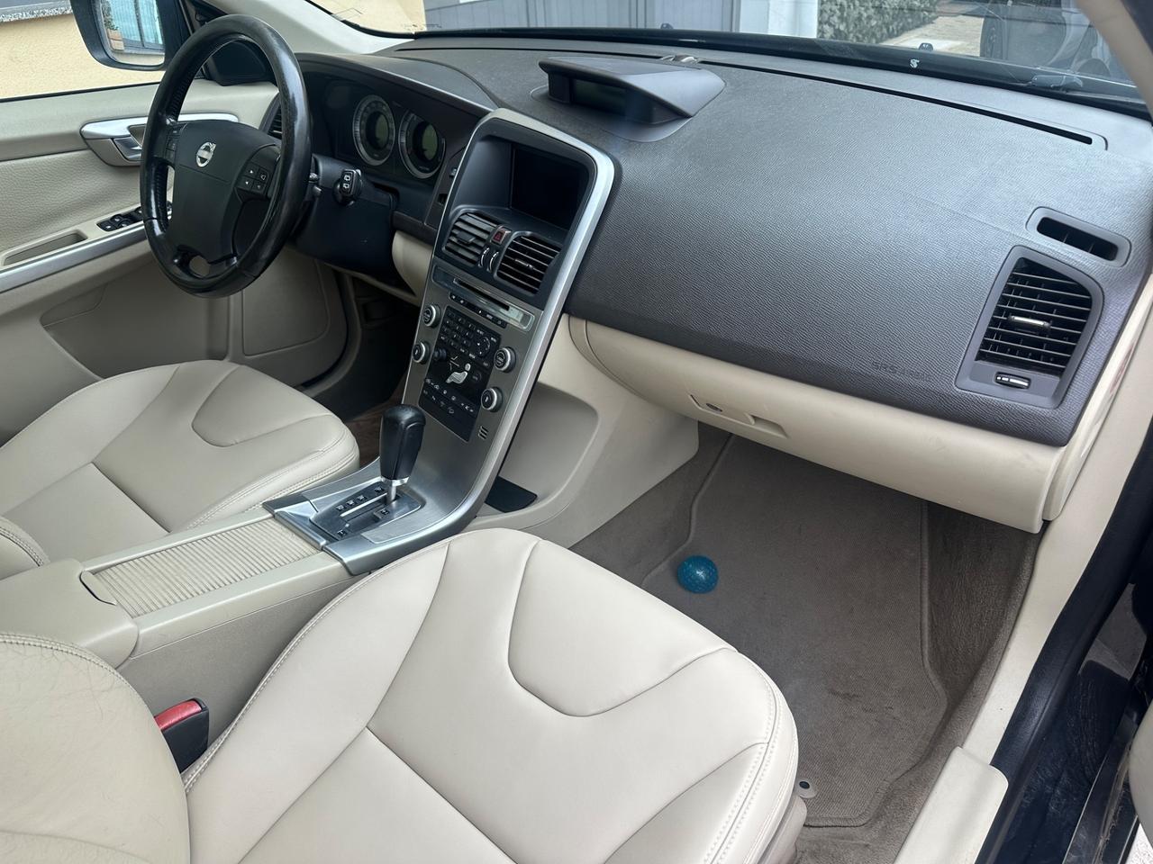 Volvo XC 60 XC60 2.4 D 163 CV AWD Geartronic Summum