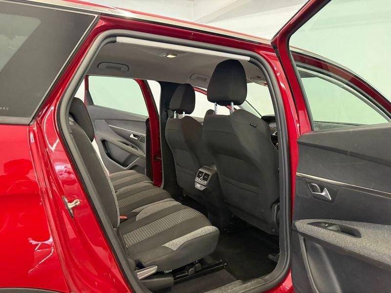 Peugeot 5008 Turbo130 S&SActive Business anche a320€