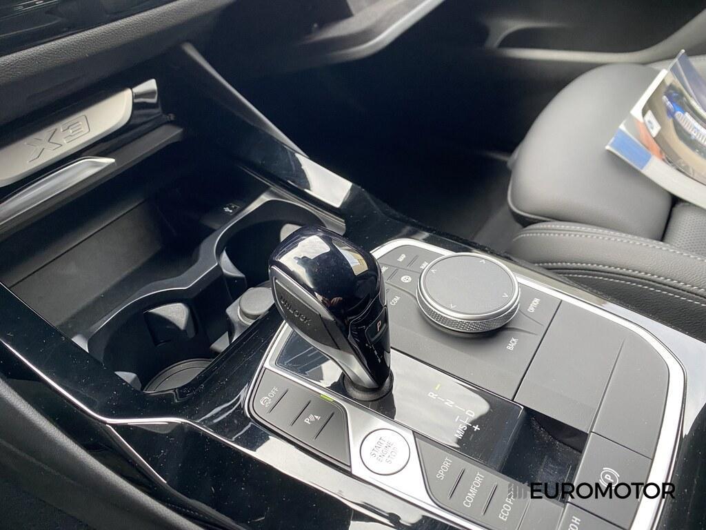 BMW X3 18 d Mild Hybrid 48V sDrive Steptronic