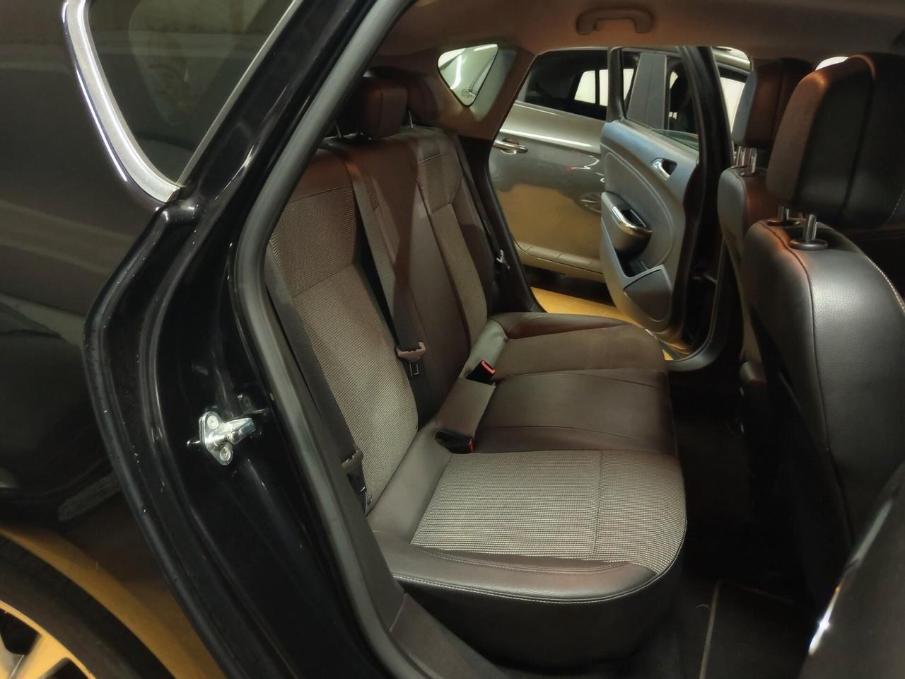 Opel Astra 1.7 CDTI 125CV 5 porte Cosmo ok neopatentati