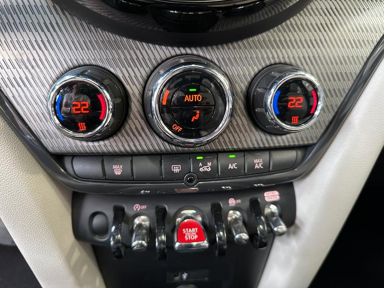 Mini Countryman Cooper D Yours 2.0 Auto - LED - 18" - Tetto - Carplay - Pelle - IVA
