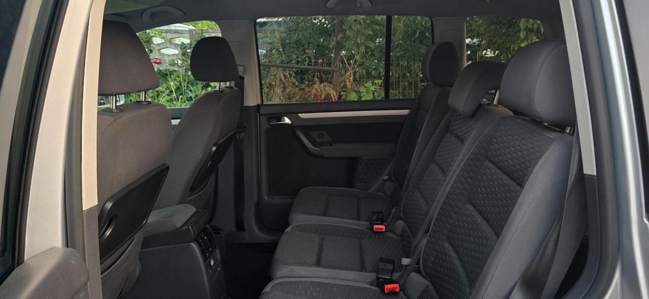 Volkswagen Touran 1.6 Trendline Bifuel G