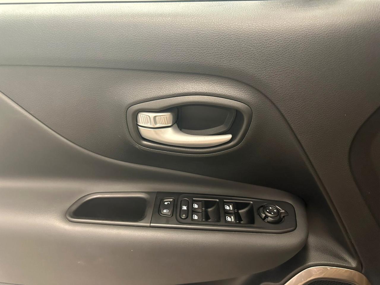 Jeep Renegade 1.6 Mjt 130 CV Longitude