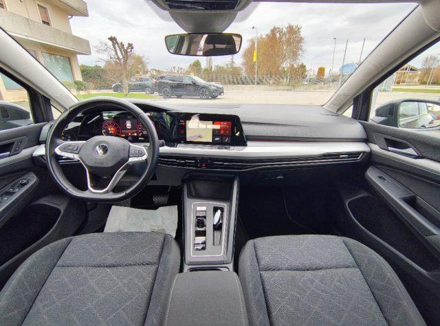 VOLKSWAGEN Golf 1.5 TGI DSG Life