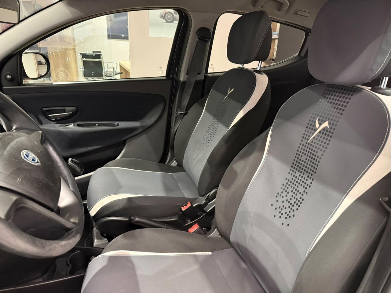 Lancia Ypsilon 1.2 69 CV 5 porte Elle