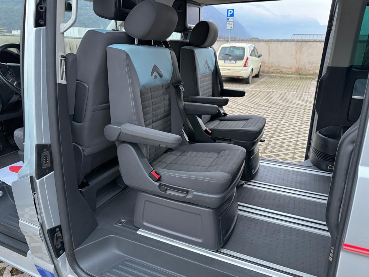 Multivan 2.5 TDI/174CV MOTORE NUOVO fattura 8000€