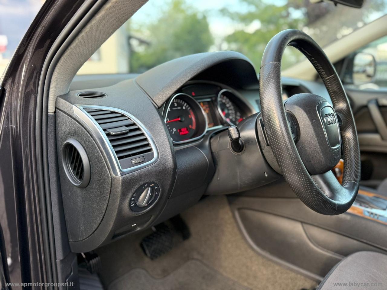 AUDI Q7 3.0 TDI 233CV quattro tiptronic