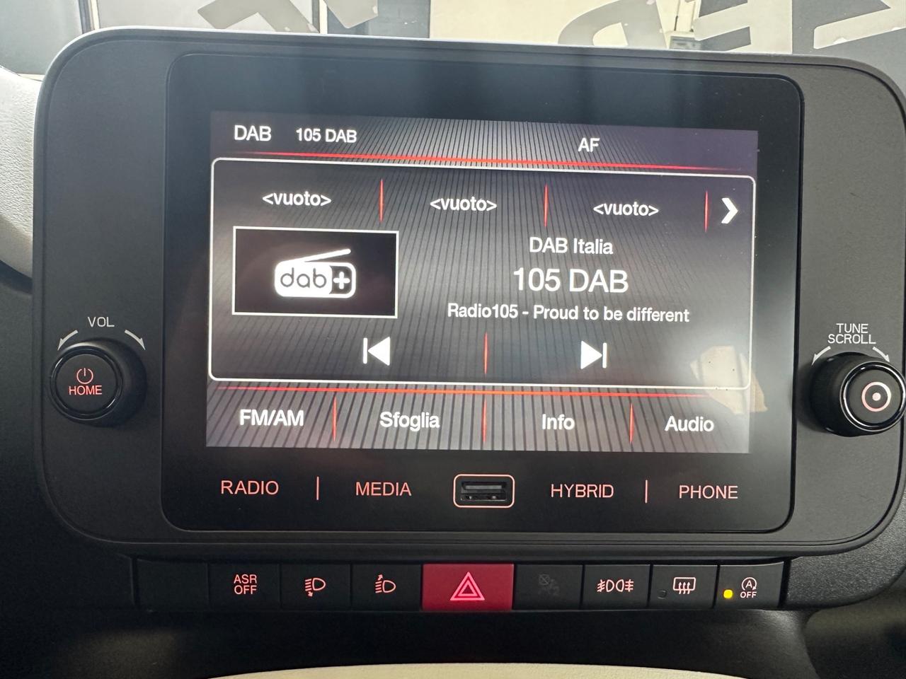 Fiat Panda 1.0 Hybrid 70CV Pandina CROSS KM ZERO 2025