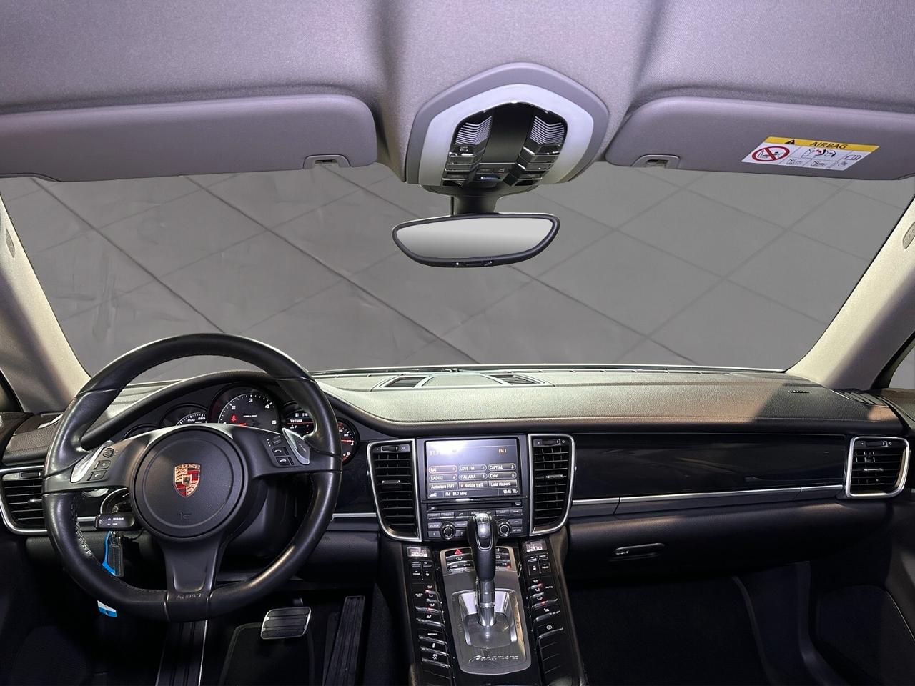 Porsche Panamera 3.0 300CV
