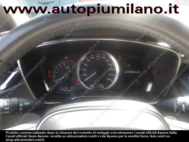 TOYOTA Corolla Touring Sports 1.8 Hybrid Business