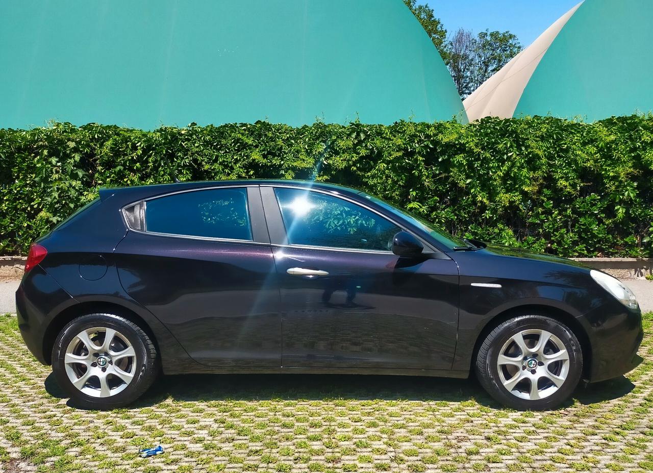 Alfa Romeo Giulietta 1.6 JTDm-2 105 CV Progression