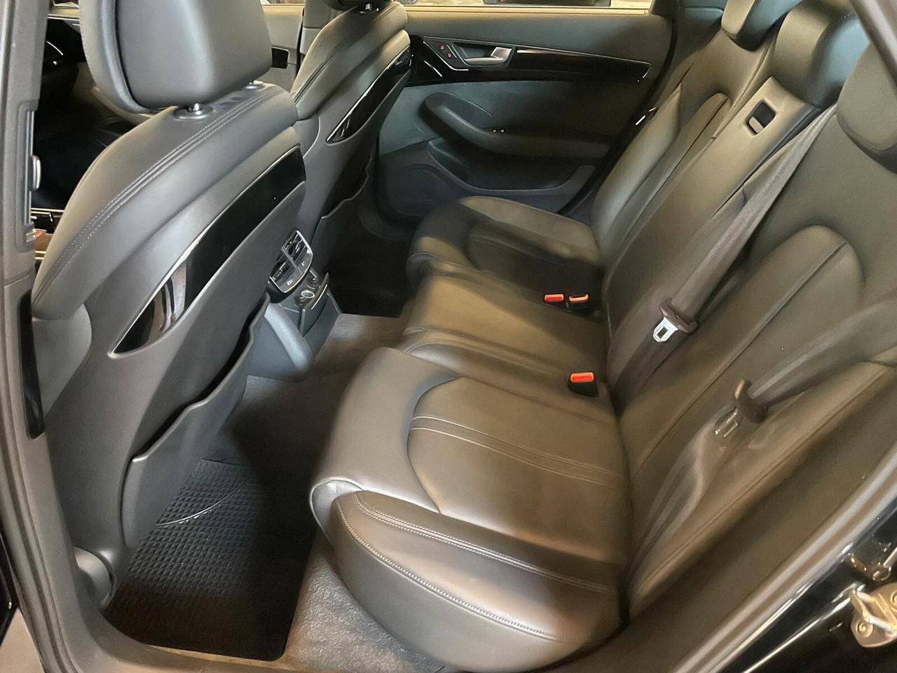 Audi A8 3.0 TDI 262 CV quattro tiptronic