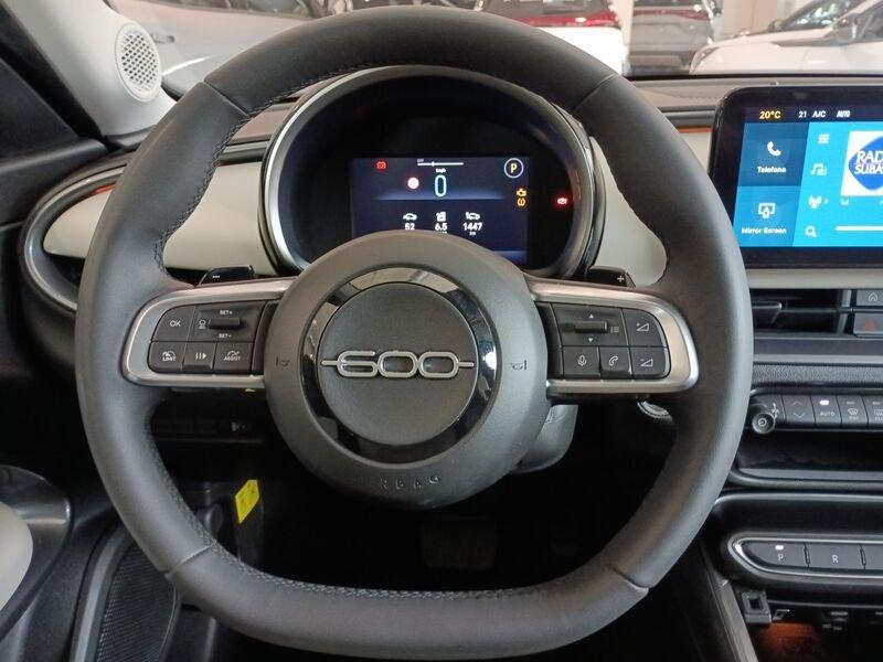 FIAT 600 1.2 Hybrid 110cv La Prima