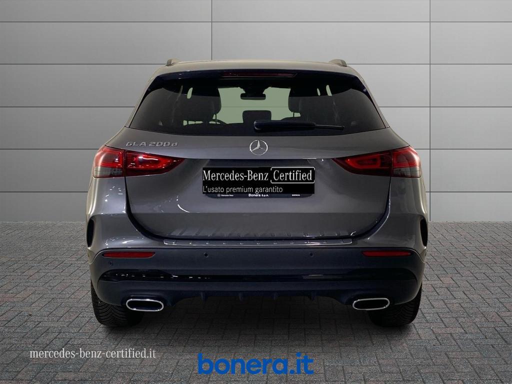 Mercedes GLA 200 200 D Premium 8G-DCT
