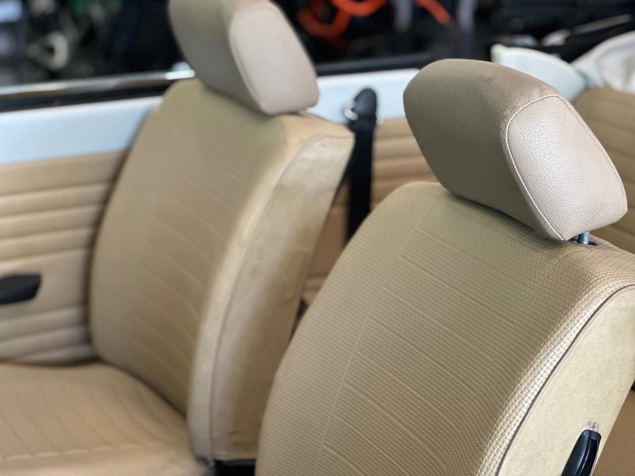 VOLKSWAGEN Maggiolino Cabrio*Completamente restaurata