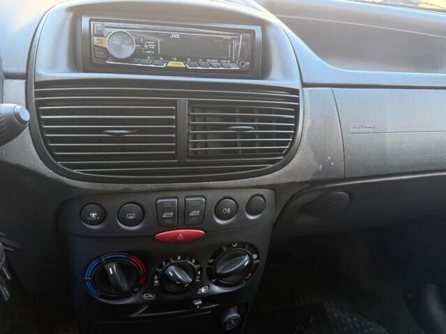 Fiat Punto Classic 1.2 5 porte Active GPL scade 20