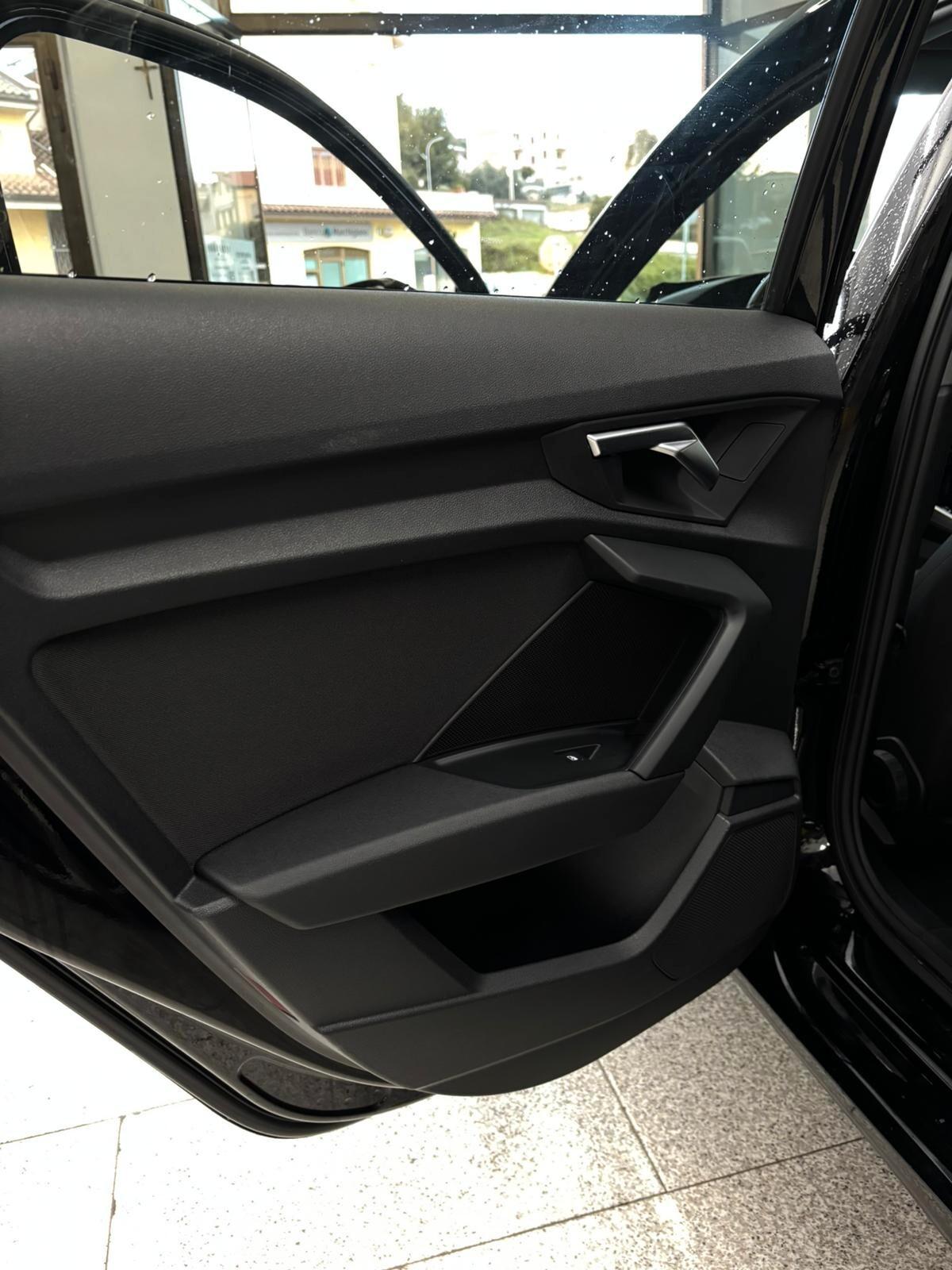 Audi A3 SPB 30 g-tron S tronic Business Advanced METANO UNIPROPRIETARIO