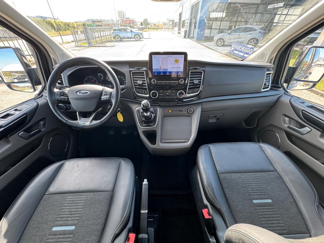 Ford Tourneo Custom Active 2.0 Diesel-Hybrid 185CV 8 posti