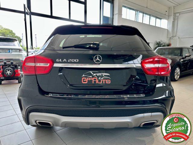 MERCEDES-BENZ GLA 200 Automatic Premium *TETTO*