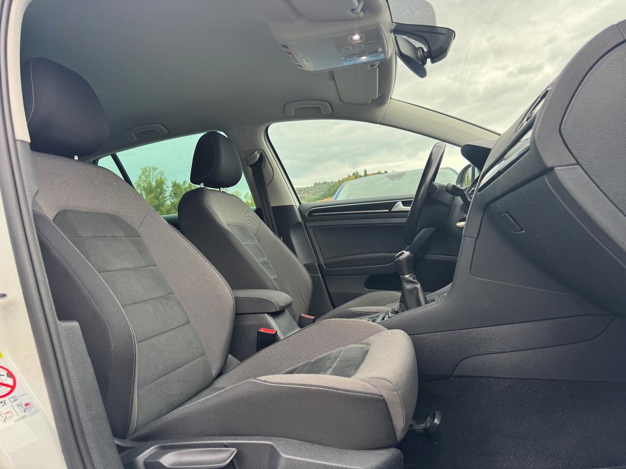 VOLKSWAGEN GOLF 7.5 1.5 TGI 150cv HIGHLINE