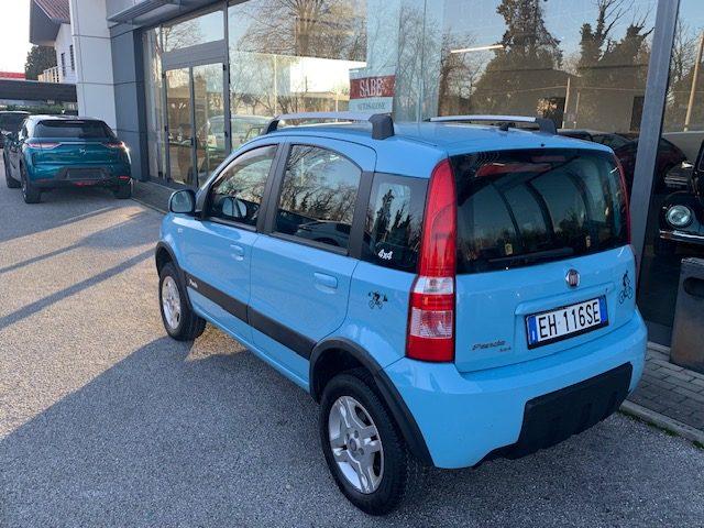 FIAT Panda 1.3 MJT 16V 4x4 Climbing