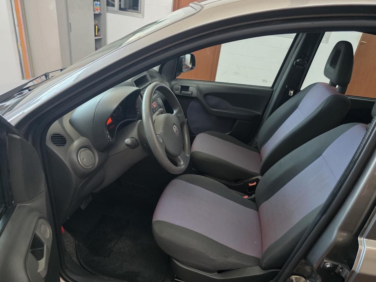 Fiat Panda 1.2 Emotion Dualogic cambio automatico neopat
