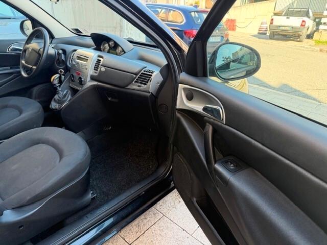 Lancia Ypsilon 1.2 69 CV Platinum km 130.000