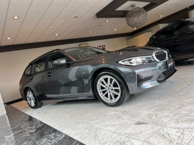 BMW 318 iA Touring Business Advantage StepTronic 156cv