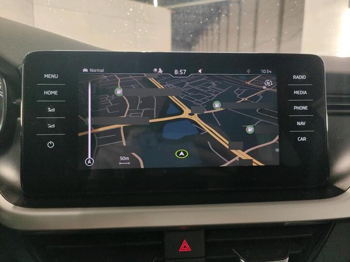 Skoda Kamiq 1.0 G-Tec 90cv Clever LED, Navi, Sedili risc, Retrocamera